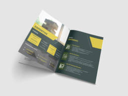 Mockup 1 1 scaled uai
