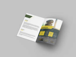 Mockup 2 2 scaled uai