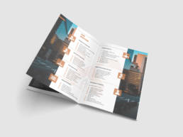 Mockup 4 scaled uai